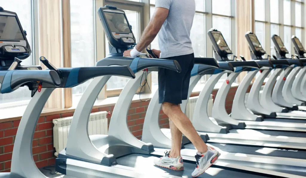 Treadmill vs. Pavement: Does the Surface Mask the Mistake?