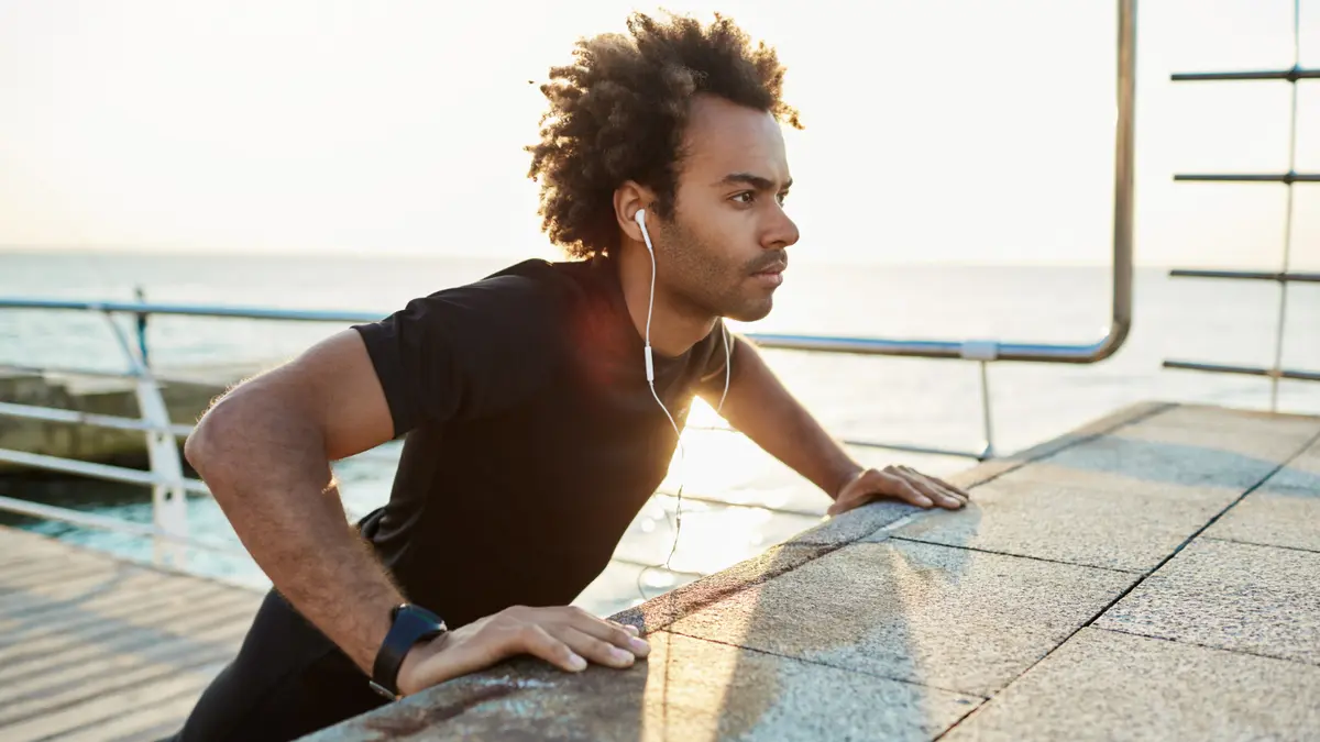 Too Busy for the Gym? Try This 10-Minute Morning Fitness Routine