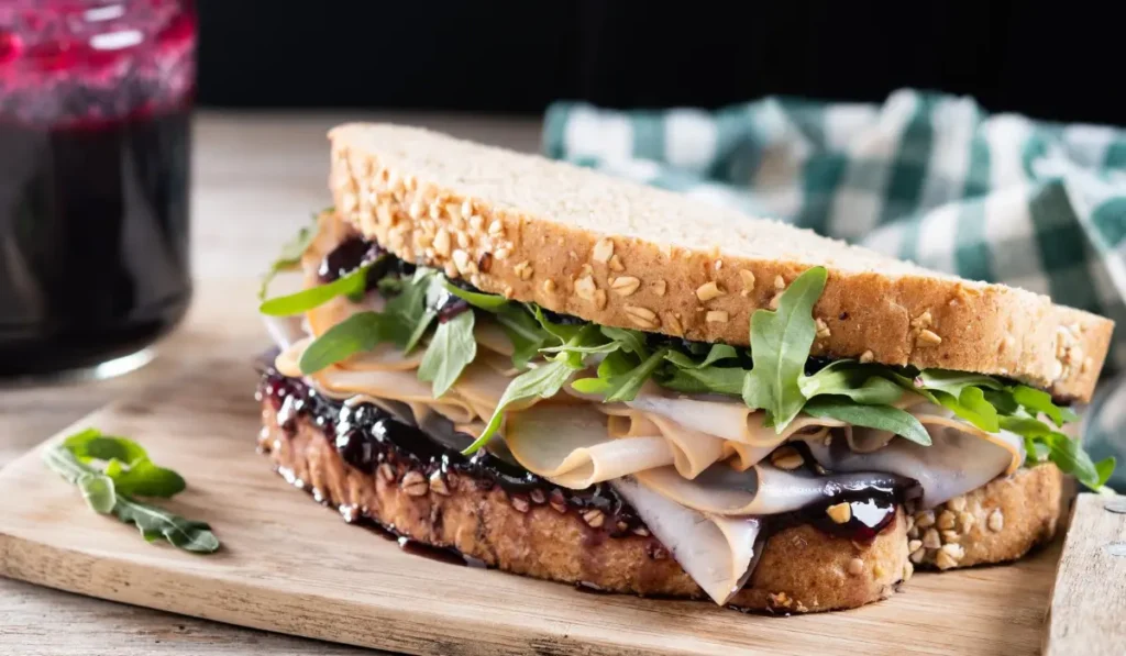 The "Healthy" Deli Sandwich (High Sodium & Nitrates)