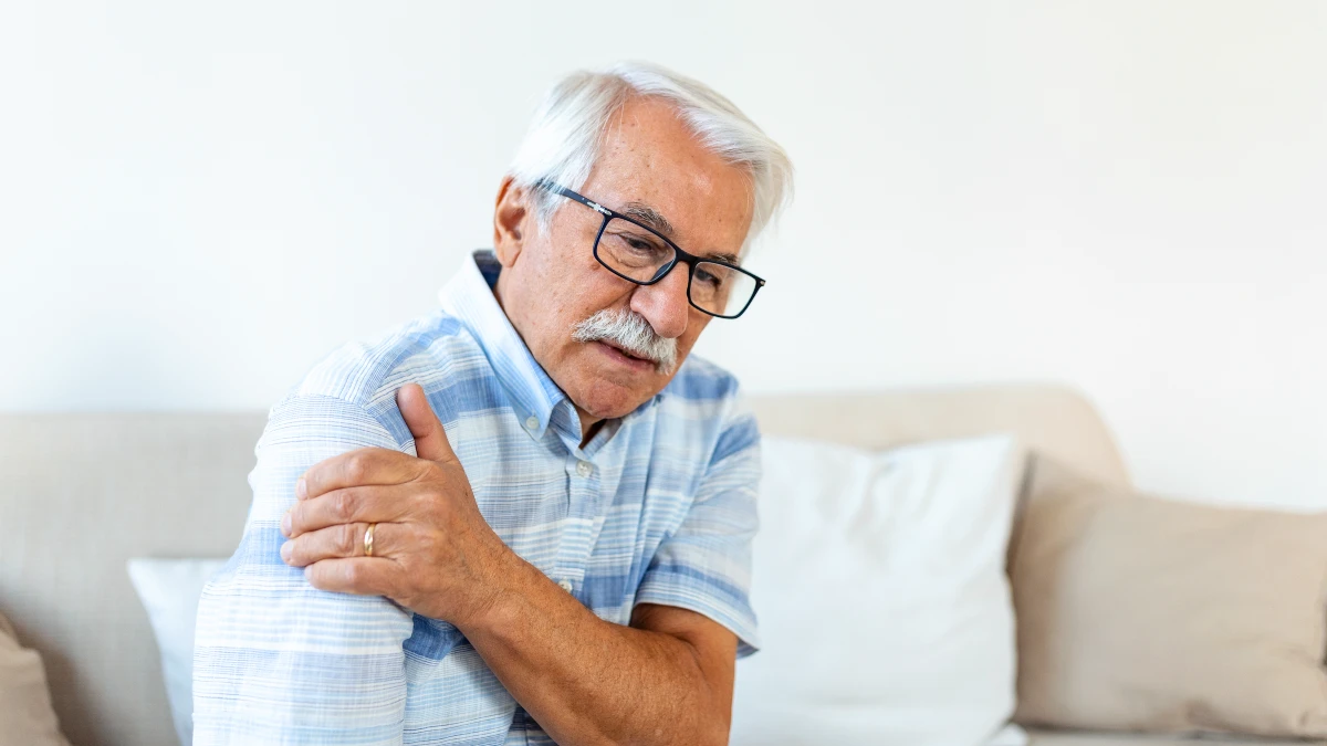 4 Red Flag Symptoms That Aren't Just Old Age