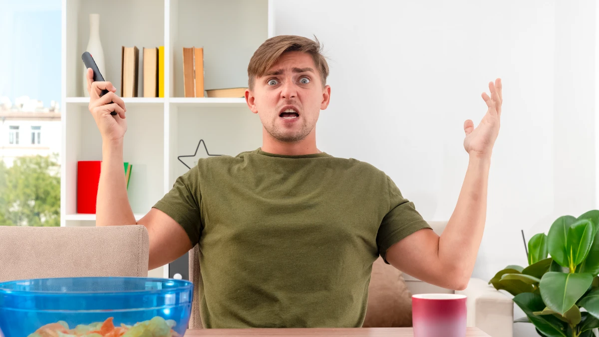 The Fiber Gap: Why Age 30 is the Tipping Point?