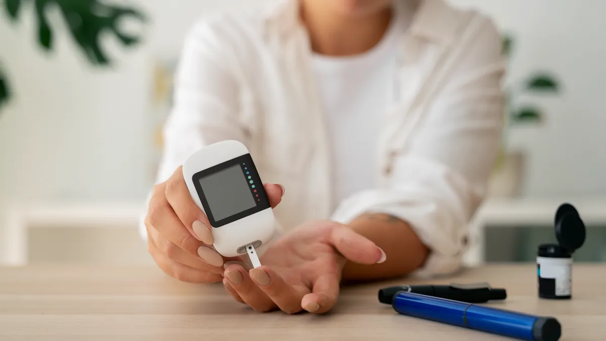 Use Tech to See Your Blood Sugar in Real Time