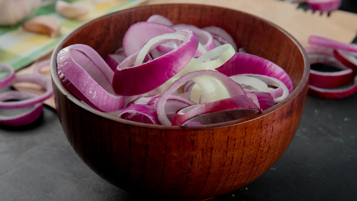 Why Raw Onions Are Harder on Your Gut?